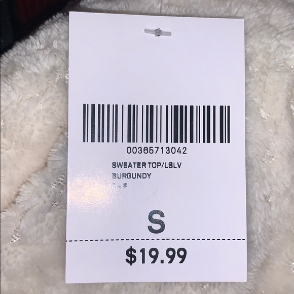 Distressed sweater - Picture 2 of 2